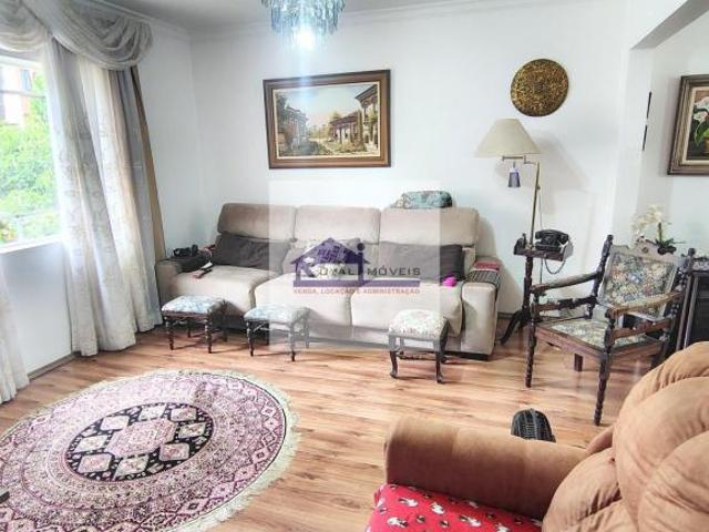 Sobrado à Venda na Aclimação SP: 3 Dorms, 280m², R$ 1,55 Mi