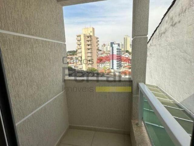 Sobrado à venda na Água Fria 152m², 3 suítes, quintal com churrasqueira e alto
