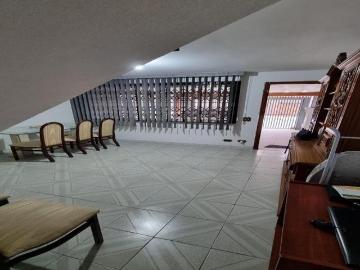 Sobrado à venda na Jardim Mangalot na Rua George Samuel com 2 dormitórios