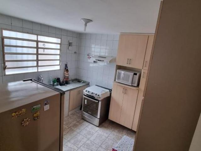 Sobrado à venda na Jardim Mangalot na Rua George Samuel com 2 dormitórios