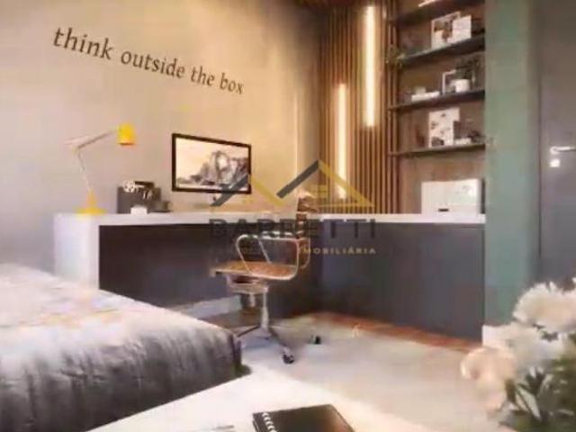 Sobrado à venda na planta de 128 m², com 3 quartos, sendo 1 suíte, 3 banheiros e
