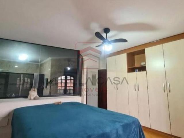 Sobrado à venda na Vila Alpina 280m2 3 dormitórios 1 suíte 5 vagas de garagem