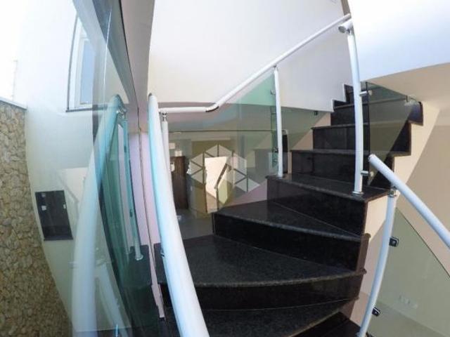 Sobrado à venda na Vila Prudente 3 Suítes, 156m², 4 Vagas