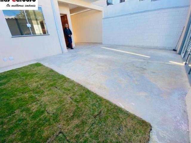 Sobrado a venda na Vila Rei, com 3 dormitórios sendo 1 suíte com varanda, cozinha ampla, localização