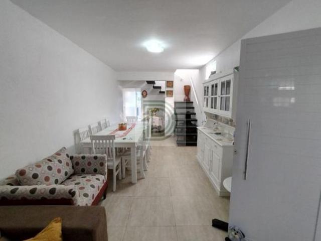 SOBRADO Á VENDA SEMI ISOLADO, 129 M², QUINTAL