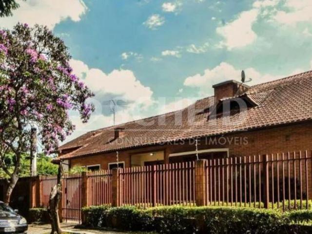 SOBRADO A VENDA REGIÃO DE INTERLAGOS 680M² DE ÁREA ÚTIL