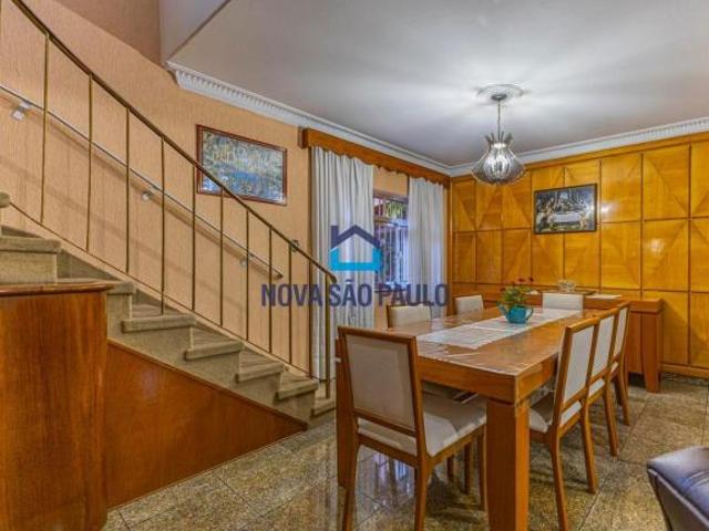 Sobrado a venda Vila Guarani, terreno 15x23, 4 dormitórios e 7 vagas
