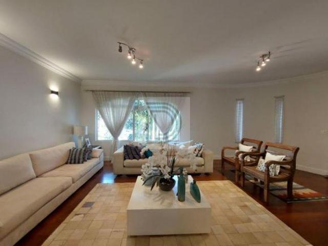 Sobrado Alto Padrão no Jardim Bonfiglioli 250m², 3 Suítes, Área Gourmet, 3 Vagas