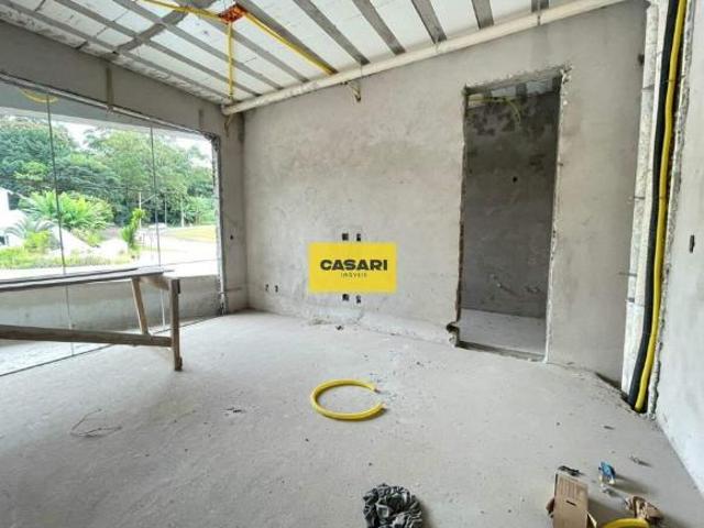 Sobrado Alto Padrão com 5 Suítes e Piscina – 850m² em Construção | Parque Anchie