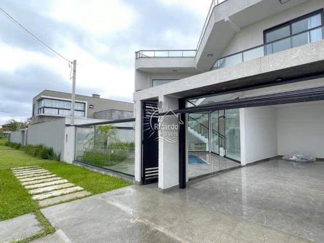 SOBRADO ALTO PADRÃO FAIXA MAR.BALNEÁRIO ATAMI