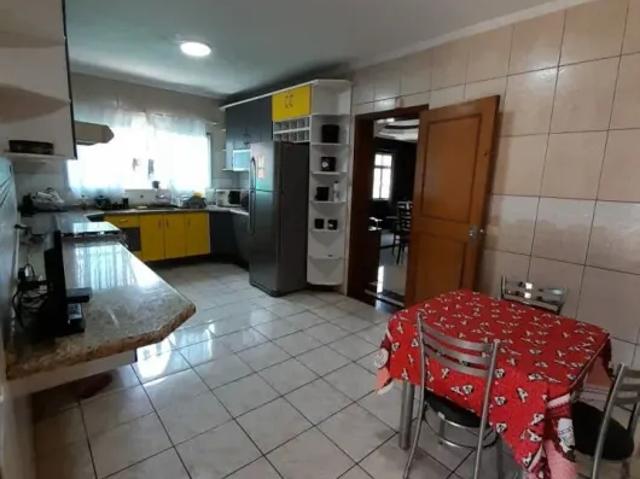 Sobrado alto padrão para locação