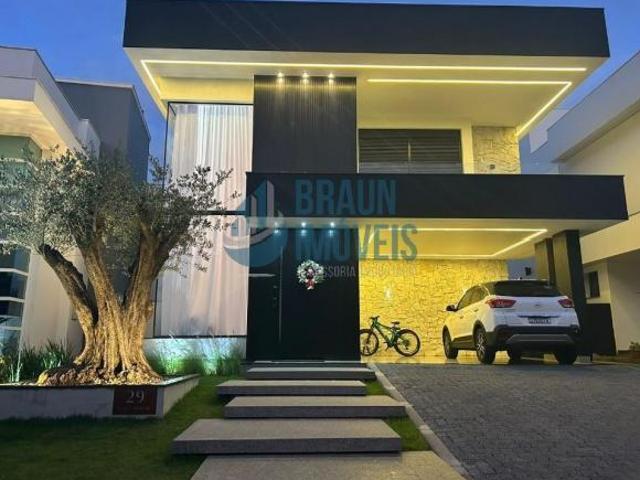 Sobrado alto padrão totalmente mobiliadocom Móveis planejados no Alphaville sendo 3 suites, area Gou