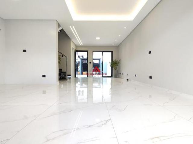Sobrado Alto Padrão 03 Dormitórios e 1 suíte com 180m² Afonso Pena São José dos Pinhais