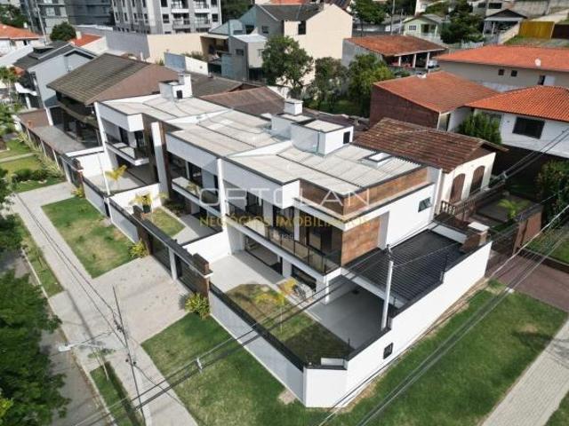 Sobrado Alto Padrão 132m² 03 Dormitórios Silveira da Motta São José dos Pinhais PR