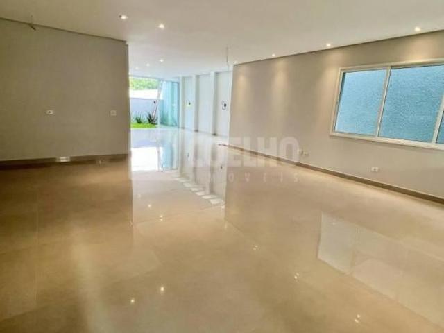 Sobrado Alto Padrão 305 m² à venda Condomínio Recanto das Andorinhas – Braga São José dos Pinhais