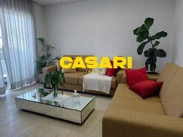Sobrado alto padrão, 3 suítes com espaço gourmet Jardim do Mar SBC