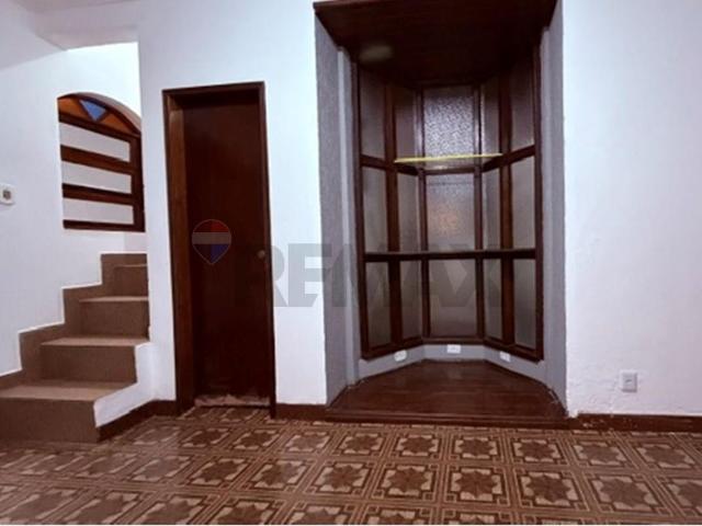 150 Área Útil Sobrado Alugar, 3 Dormitórios localizado em Rua Belarmino E. da Silva, 30 PROX PREFEITURA MAIRIPORÃ Centro, Mairiporã, São Paulo, 07600120 | Brasil