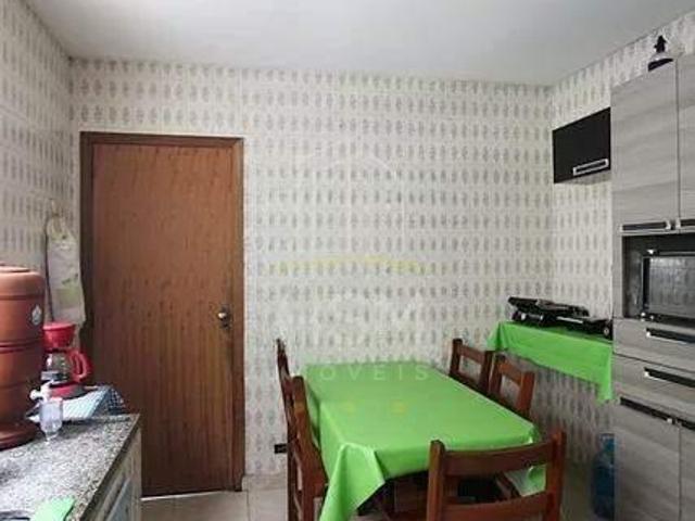 Sobrado Amplo com 3 Dormitórios e Excelente Localização no Rudge Ramos 145m²