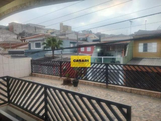 Sobrado amplo em Taboão, São Bernardo do Campo – 6 quartos, 2 suítes e quintal