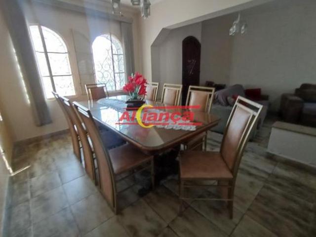 SOBRADO COM 4 DORMITÓRIOS A VENDA, 125 m²Vila Rosália GUARULHOS/SP