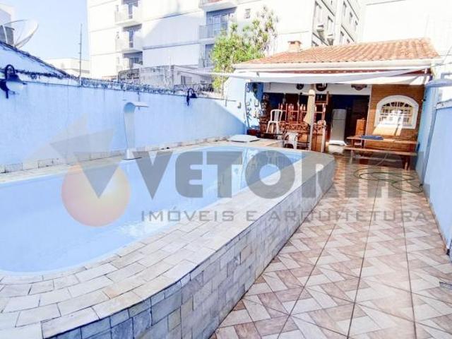 Sobrado com 4 dormitórios à venda, 156 m² por R$ 1.500.000 Centro Caraguatatuba/SP