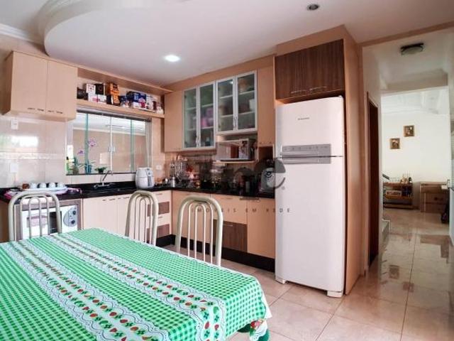 Sobrado com 4 dormitórios à venda, 167 m² por R$ 750.000,00 Jardim Colúmbia D Londrina/PR
