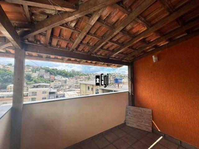Sobrado com 4 dormitórios à venda, 178 m² por R$ 400.000,00 Bonfim Juiz de Fora/MG