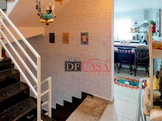 Sobrado com 4 dormitórios à venda, 190 m² por R$ 698.000,00 Itaquera São Paulo/SP