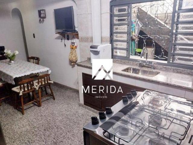 Sobrado com 4 dormitórios à venda, 256 m² por R$ 958.000,00 Vila Gilda Santo André/SP