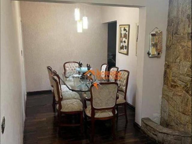 Sobrado com 4 dormitórios à venda, 250 m² por R$ 800.000,00 Conjunto Residenci
