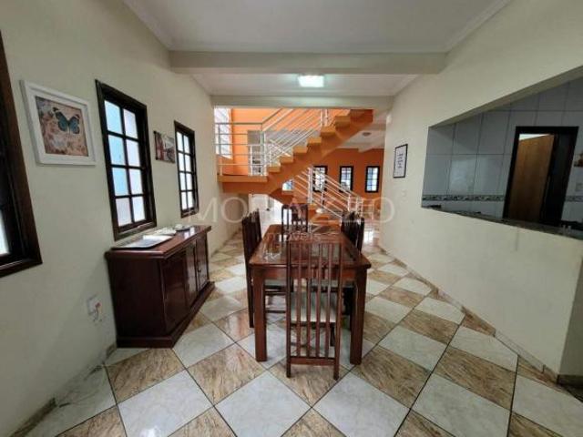 Sobrado com 4 dormitórios à venda, 250 m² por R$ 900.000,00 Jardim Terras de Santa Helena Jacare