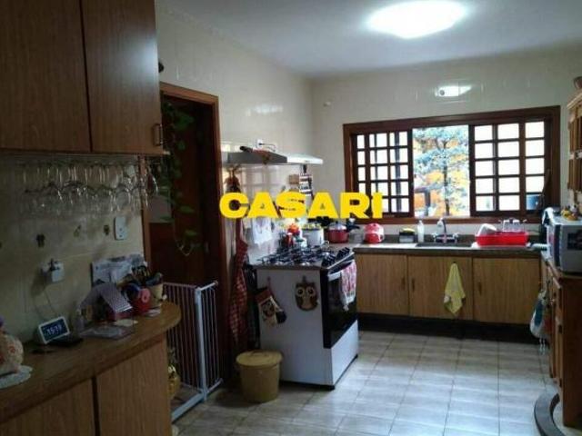 Sobrado com 4 Dormitórios à Venda – 280m² no Parque dos Pássaros, São Bernardo d