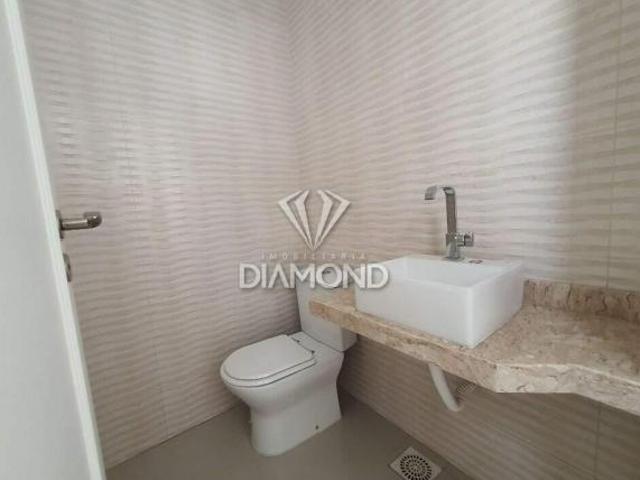 Sobrado com 4 dormitórios à venda, 294 m² por R$ 1.820.000 Butiatuvinha Curitiba/PR
