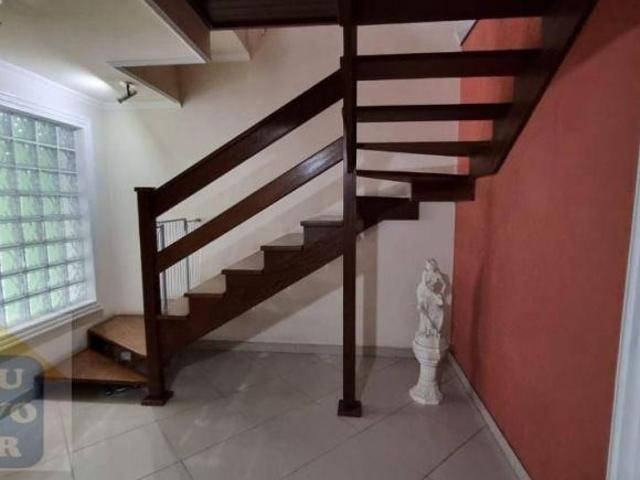 Sobrado com 4 dormitórios à venda, 300 m² por R$ 890.000,00 Fazendinha Curitiba/PR