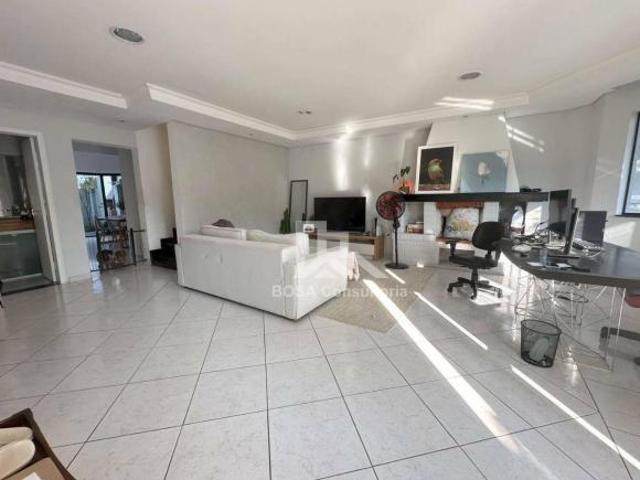 Sobrado com 4 dormitórios à venda, 310 m² por R$ 1.450.000,00 Uberaba Curitiba/PR
