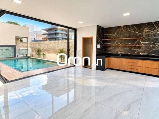 Sobrado com 4 dormitórios à venda, 530 m² por R$ 5.040.000,00 Portal do Sol Green Goiânia/GO