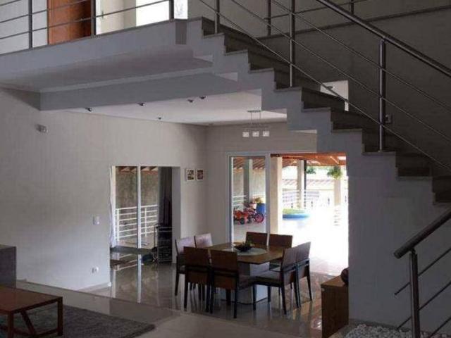 Sobrado com 4 dormitórios à venda, 580 m² por R$ 1.800.000,00 Condomínio Parque Vale dos Lagos J