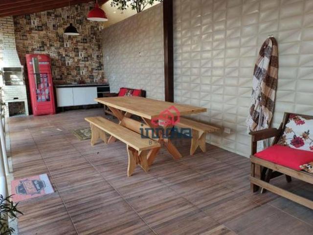 Sobrado com 4 dormitórios à venda, 600 m² por R$ 1.400.000,00 Portão Arujá/SP