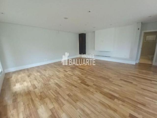 Sobrado com 4 dormitórios à venda, 730 m² por R$ 5.900.000,00 Pacaembu São Paulo/SP