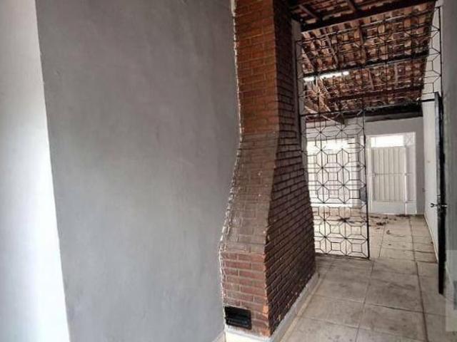 Sobrado com 4 dormitórios com 1 suíte master para VENDA ou LOCAÇÂO com 290 m² Jd. Maria Helena Ma