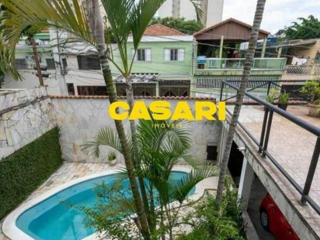 Sobrado com 4 Dormitórios, Suíte com Hidro e Piscina à Venda – 285 m² – Planalto – São Bernardo do C