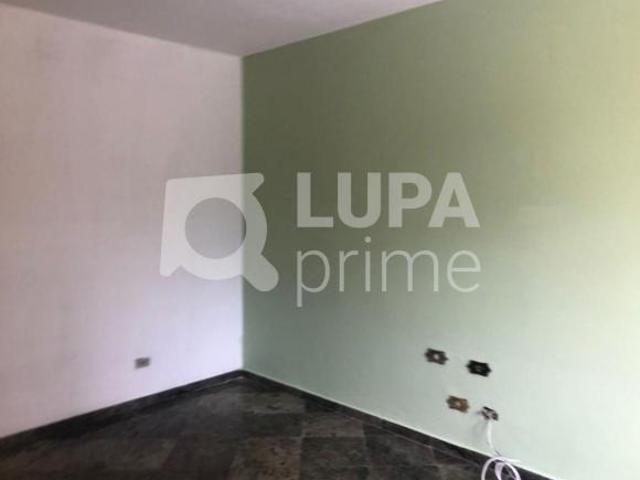 Sobrado com 4 dormitórios 1 suíte à venda em Santana