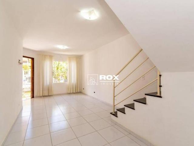 Sobrado com 4 quartos à venda, 177 m² por R$ 649.000 Santa Felicidade/PR