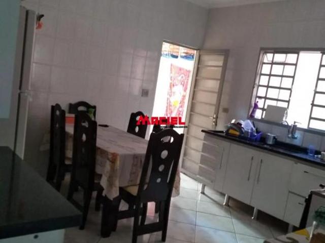 Sobrado com 4 Quartos à venda, 260m² Jardim Portugal