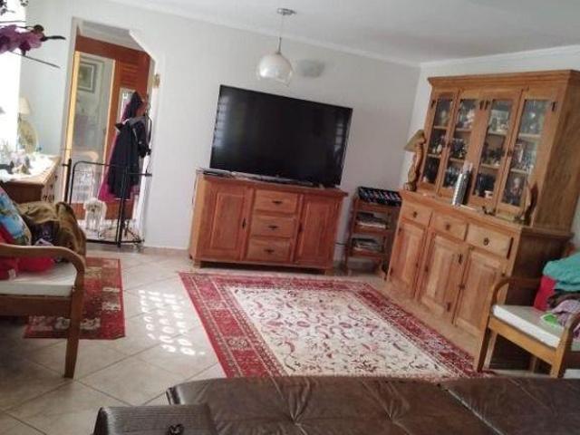 Sobrado com 4 quartos à venda, 317 m² por R$ 1.650.000 Jardim Maristela Atibaia/SP