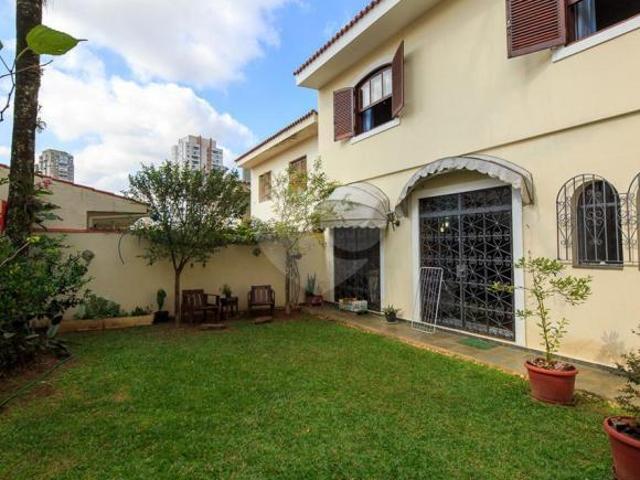 Sobrado com 4 quartos à venda em Vila nova caledônia SP