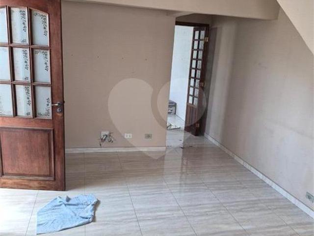 Sobrado com 4 quartos à venda em Imirim SP
