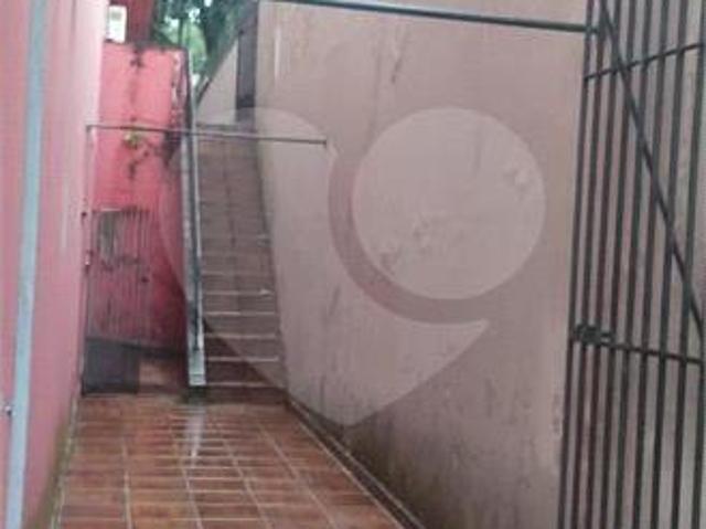 Sobrado com 4 quartos à venda em Interlagos SP
