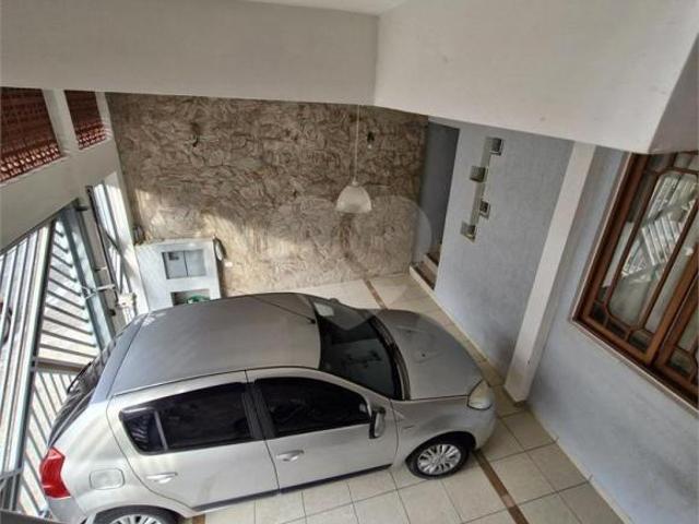 Sobrado com 4 quartos à venda em Jardim guanhembu SP