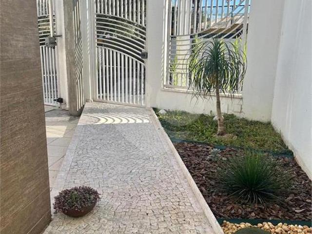 Sobrado com 4 quartos à venda em Jardim franca SP